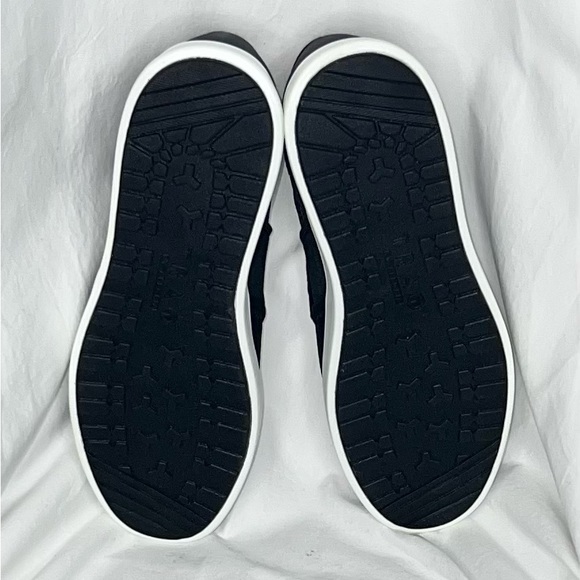 TRAQ BY ALEGRIA Sleeq Slip On Sneakers. Size 37. Super cute and comfy! - Picture 4 of 4